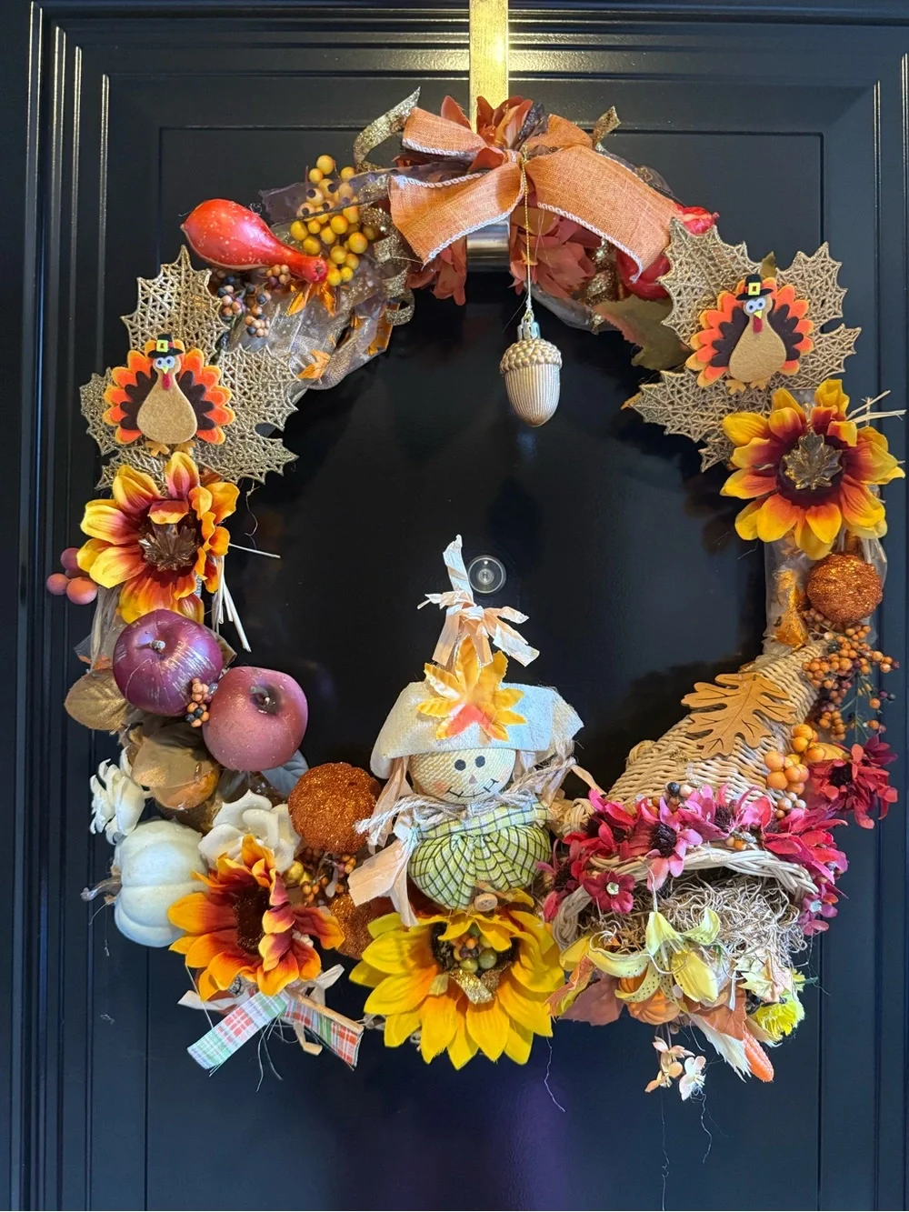 Cute Fall Thanksgiving Wreath 22” + Two Wreath Storage Bags